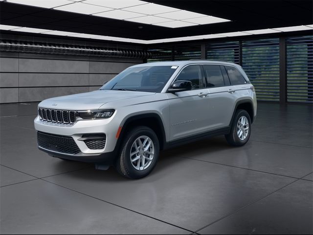 2024 Jeep Grand Cherokee Laredo X