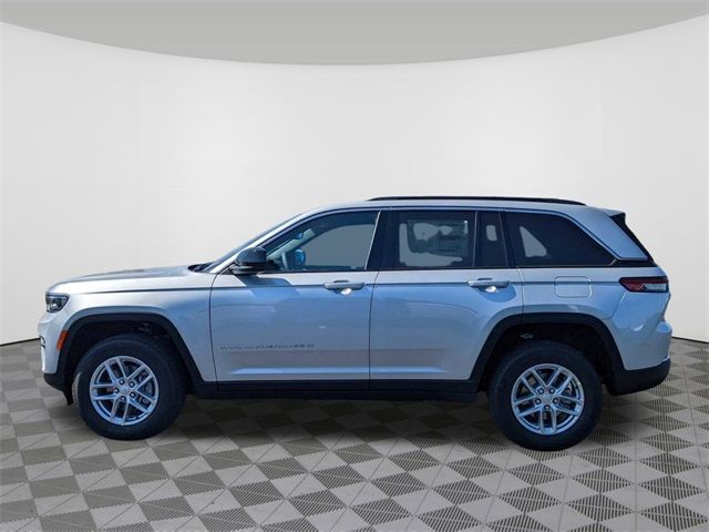 2024 Jeep Grand Cherokee Laredo X