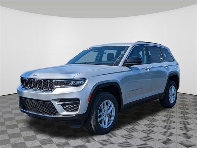 2024 Jeep Grand Cherokee Laredo X