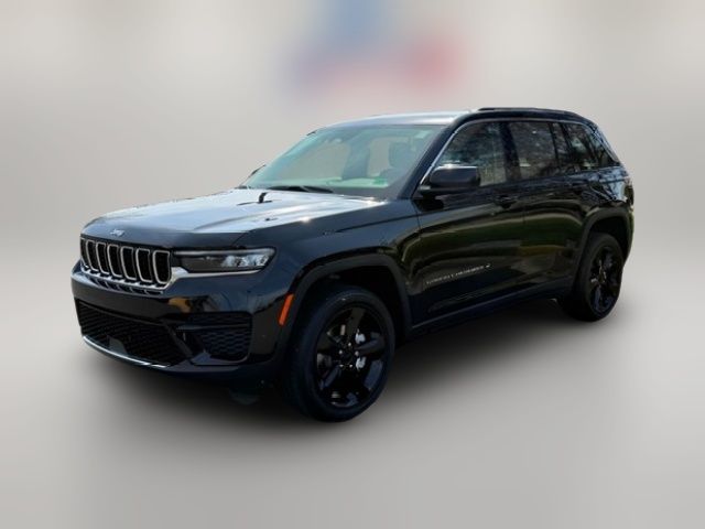 2024 Jeep Grand Cherokee Laredo
