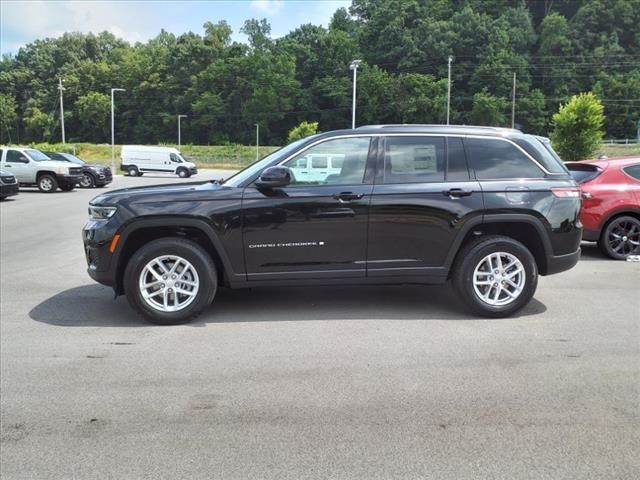 2024 Jeep Grand Cherokee Laredo X