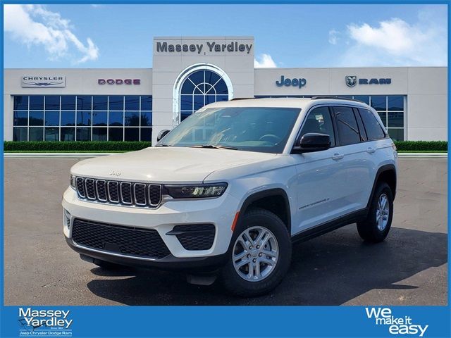 2024 Jeep Grand Cherokee Laredo