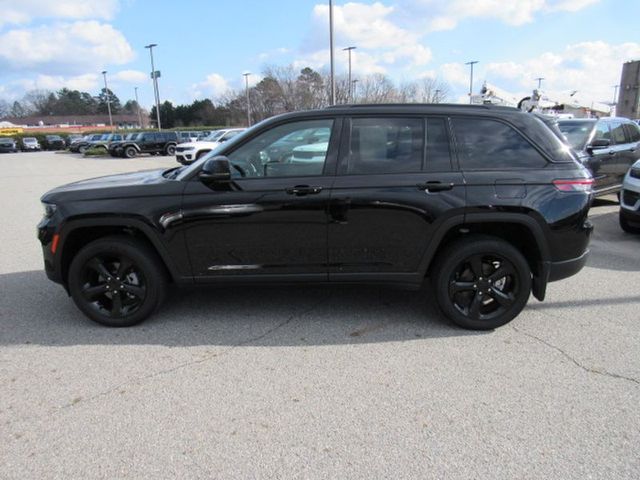 2024 Jeep Grand Cherokee Altitude