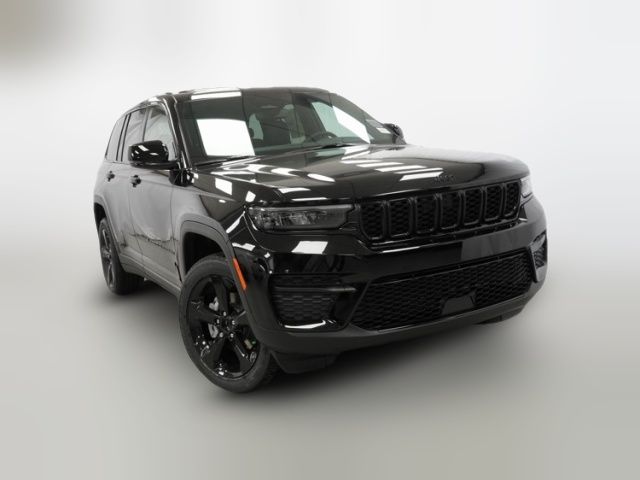 2024 Jeep Grand Cherokee Laredo