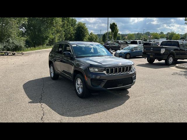 2024 Jeep Grand Cherokee Laredo X