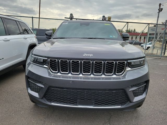 2024 Jeep Grand Cherokee Laredo