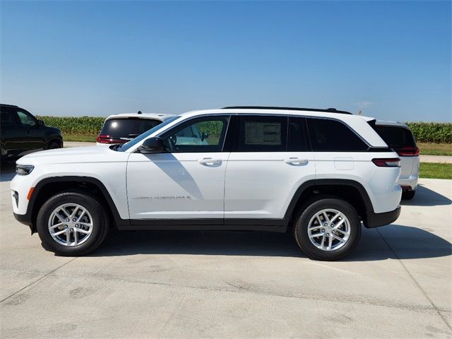 2024 Jeep Grand Cherokee Laredo X