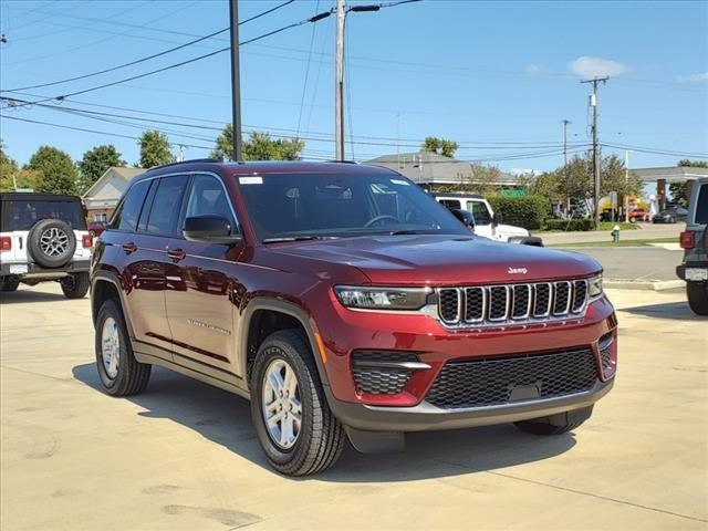 2024 Jeep Grand Cherokee Laredo