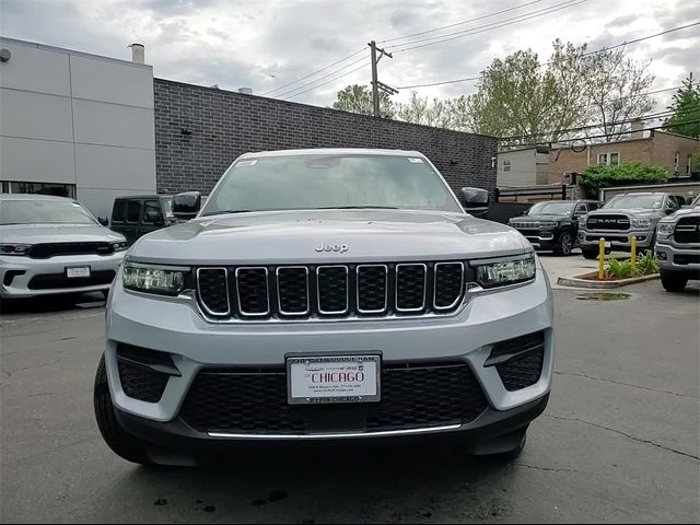 2024 Jeep Grand Cherokee Laredo X