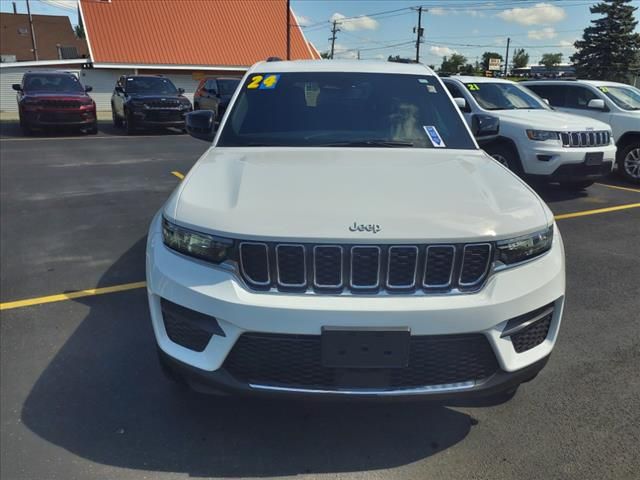 2024 Jeep Grand Cherokee Laredo