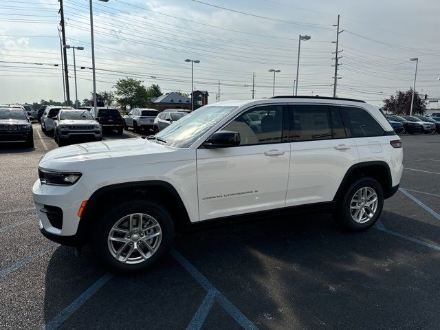 2024 Jeep Grand Cherokee Laredo