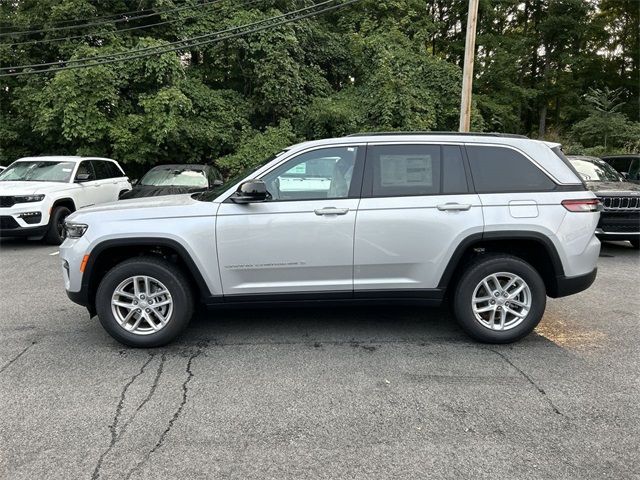 2024 Jeep Grand Cherokee Laredo X