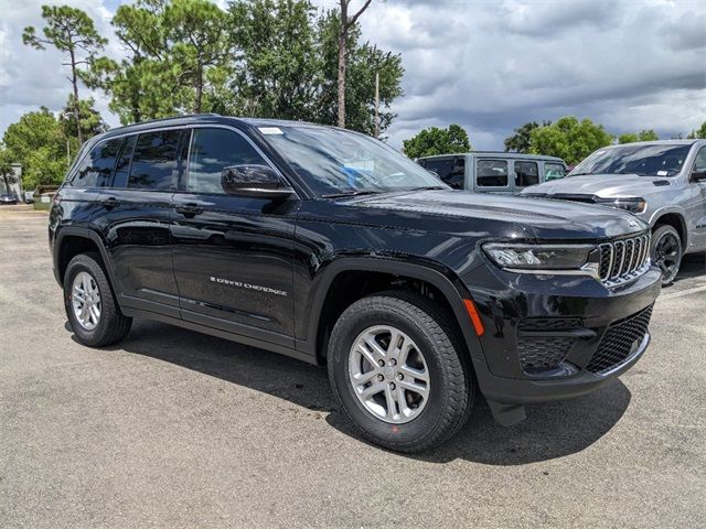 2024 Jeep Grand Cherokee Laredo