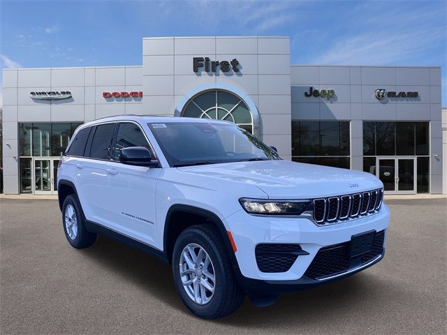 2024 Jeep Grand Cherokee Laredo X