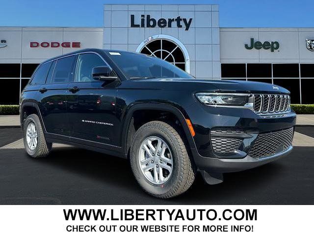 2024 Jeep Grand Cherokee Laredo