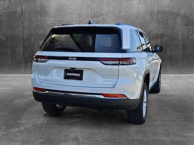 2024 Jeep Grand Cherokee Laredo X