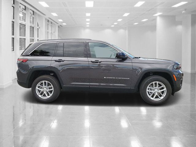 2024 Jeep Grand Cherokee Laredo X