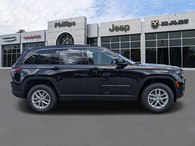 2024 Jeep Grand Cherokee Laredo X