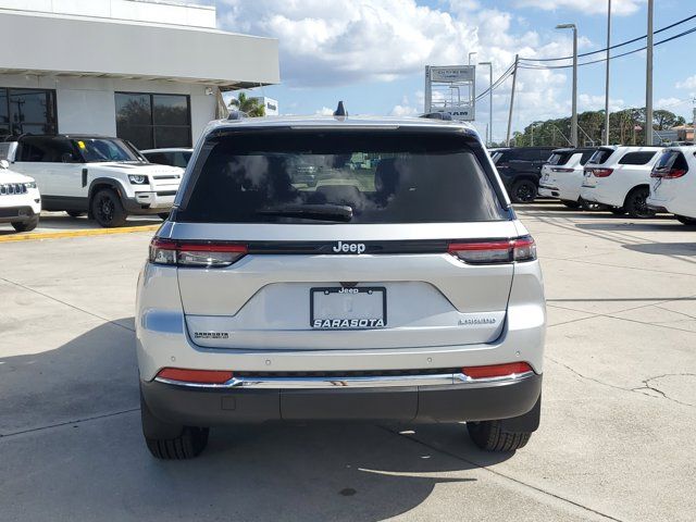 2024 Jeep Grand Cherokee Laredo X