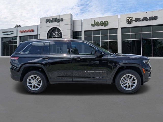 2024 Jeep Grand Cherokee Laredo X