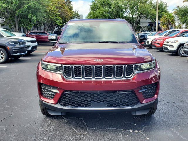 2024 Jeep Grand Cherokee Laredo X