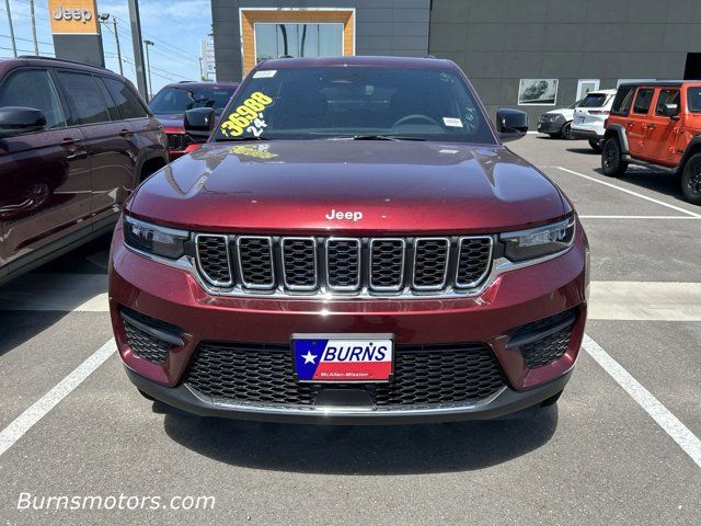 2024 Jeep Grand Cherokee Laredo X