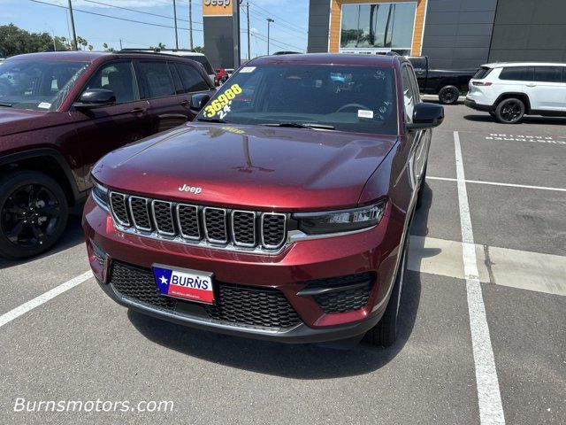 2024 Jeep Grand Cherokee Laredo X