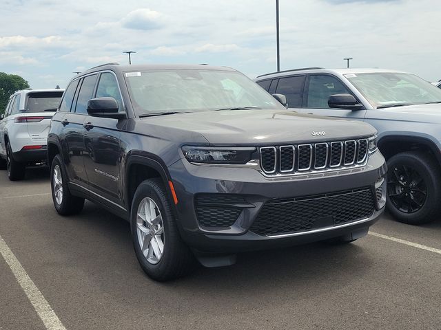 2024 Jeep Grand Cherokee Laredo X