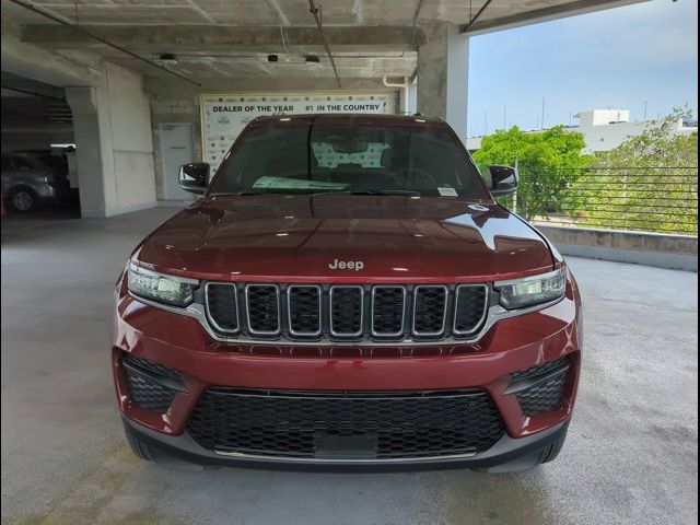 2024 Jeep Grand Cherokee Laredo X