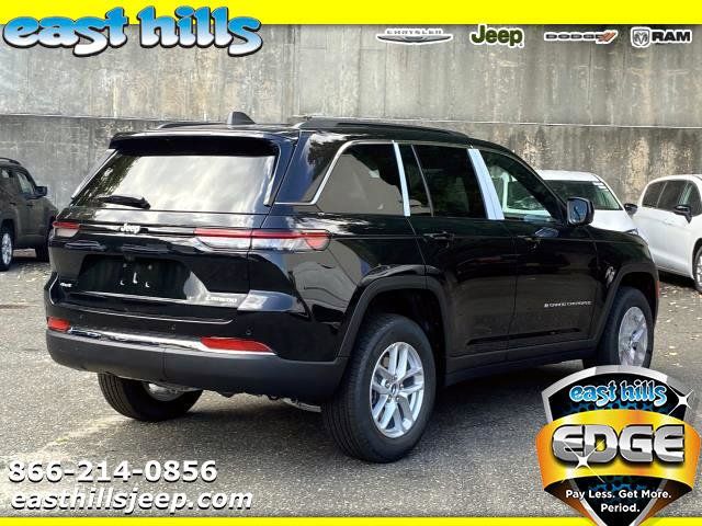 2024 Jeep Grand Cherokee Laredo X