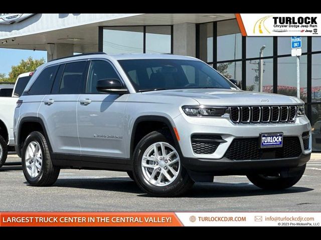 2024 Jeep Grand Cherokee Laredo X