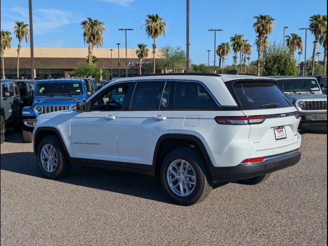 2024 Jeep Grand Cherokee Laredo X