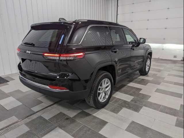 2024 Jeep Grand Cherokee Laredo X