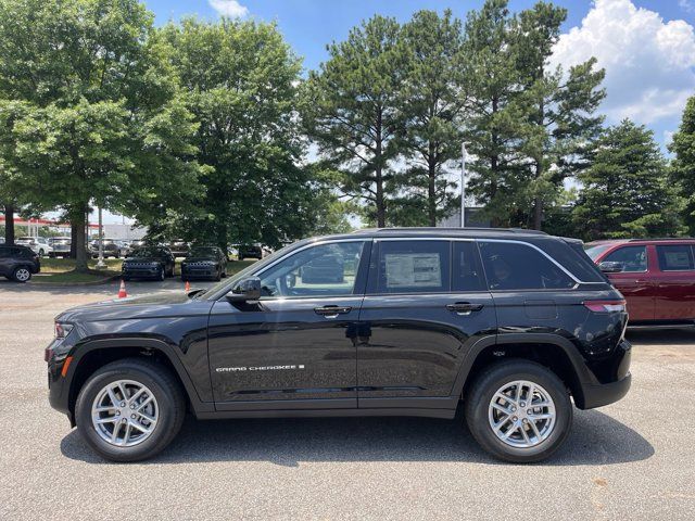 2024 Jeep Grand Cherokee Laredo X