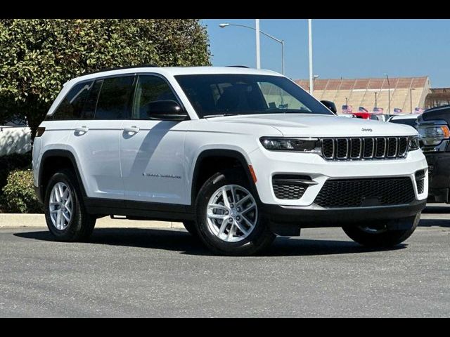 2024 Jeep Grand Cherokee Laredo X