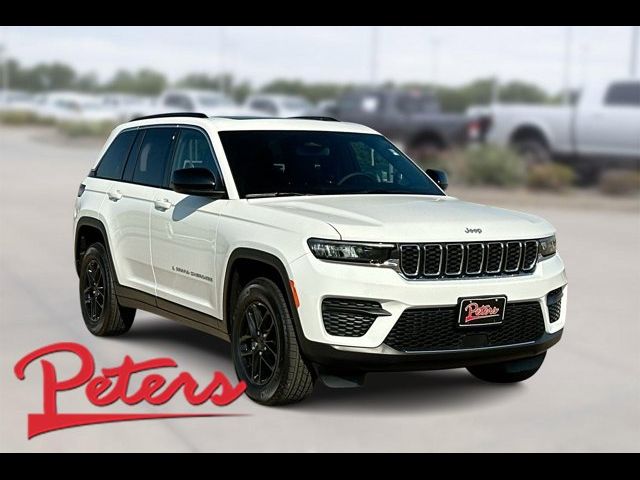 2024 Jeep Grand Cherokee Laredo X