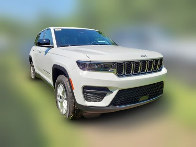 2024 Jeep Grand Cherokee Laredo X