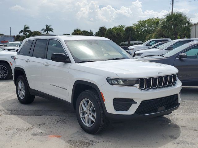 2024 Jeep Grand Cherokee Laredo X