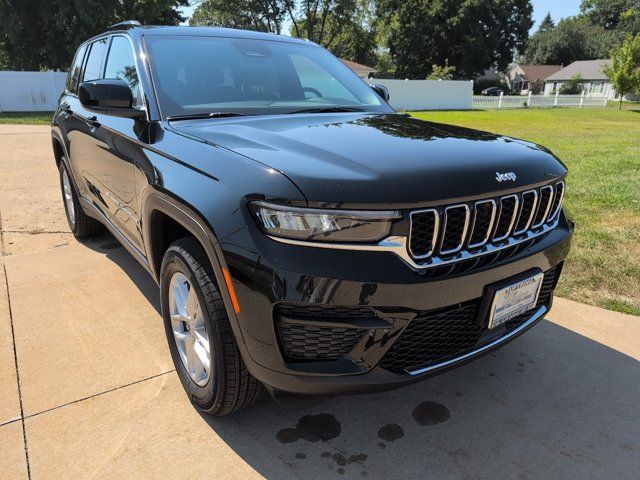 2024 Jeep Grand Cherokee Laredo X