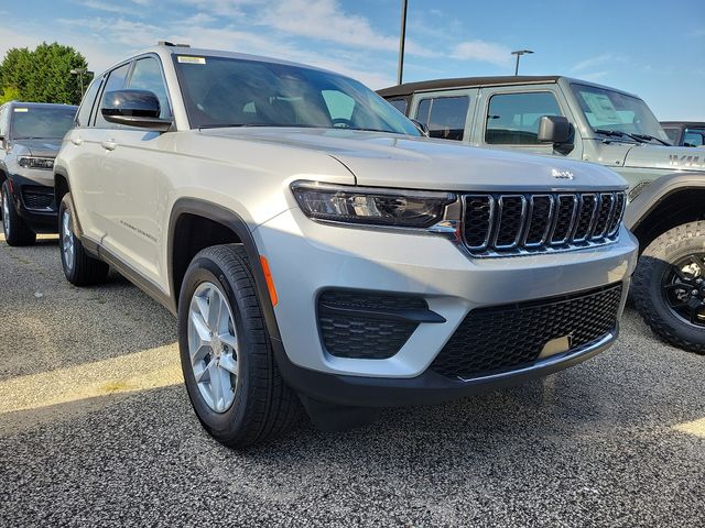 2024 Jeep Grand Cherokee Laredo X