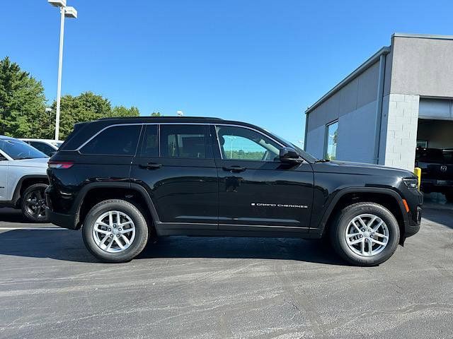 2024 Jeep Grand Cherokee Laredo X