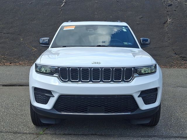 2024 Jeep Grand Cherokee Laredo X