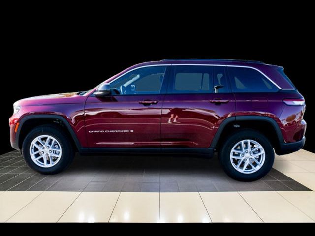 2024 Jeep Grand Cherokee Laredo X