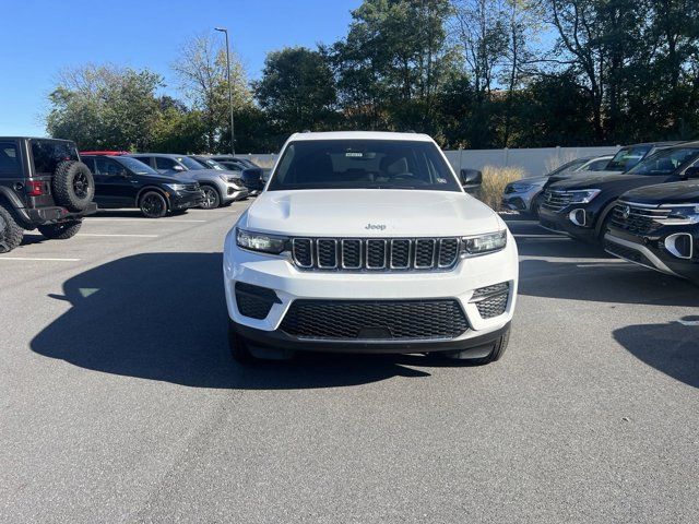 2024 Jeep Grand Cherokee Laredo X