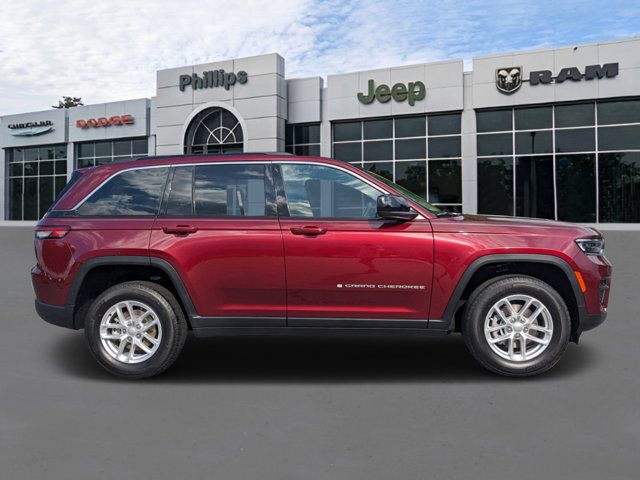 2024 Jeep Grand Cherokee Laredo X