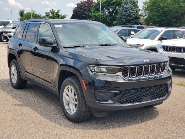 2024 Jeep Grand Cherokee Laredo X