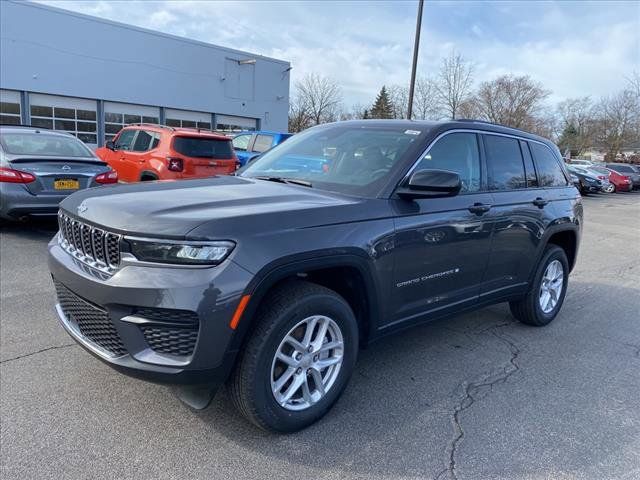 2024 Jeep Grand Cherokee Laredo X