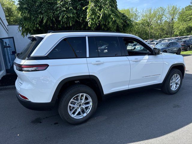 2024 Jeep Grand Cherokee Laredo X