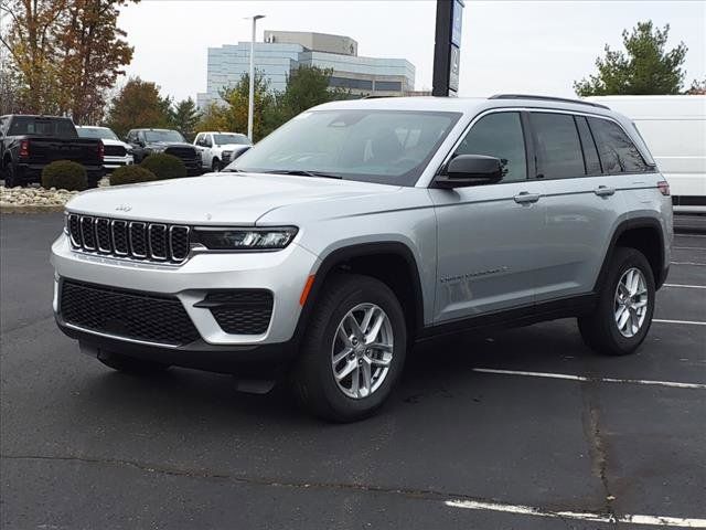 2024 Jeep Grand Cherokee Laredo X