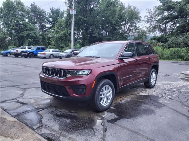 2024 Jeep Grand Cherokee Laredo X